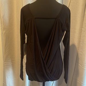 ZYIA Black Namaste Long Sleeve Split Back. Size XS